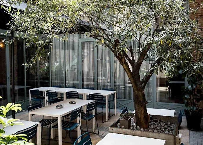 Отель Grand D'orleans Тулуза