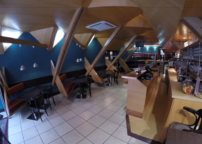 Отель Grand D'orleans Тулуза